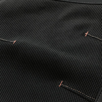 Pantalón repelente