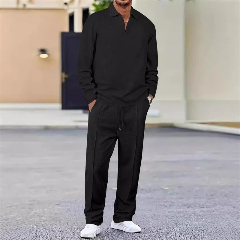 Conjunto para hombre compuesto por sudadera con tejido de punto gofrado y pantalón de pierna recta.