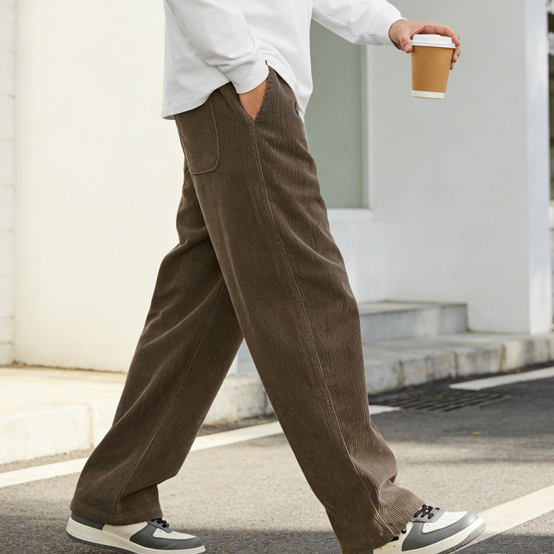 Pantalones de hombre con corte holgado, cordón y bolsillos
